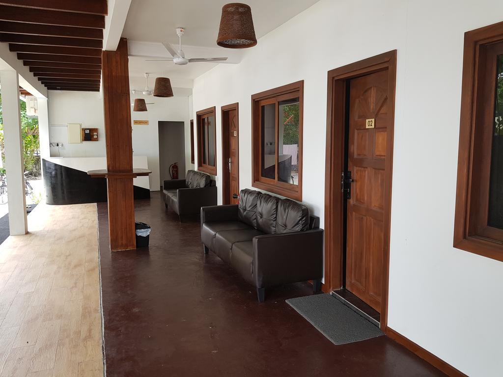 Surf Deck Hotel Thulusdhoo Kültér fotó
