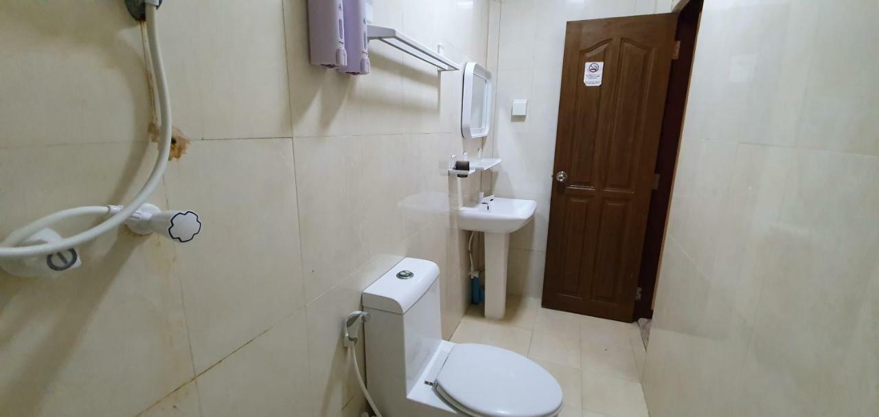 Surf Deck Hotel Thulusdhoo Kültér fotó