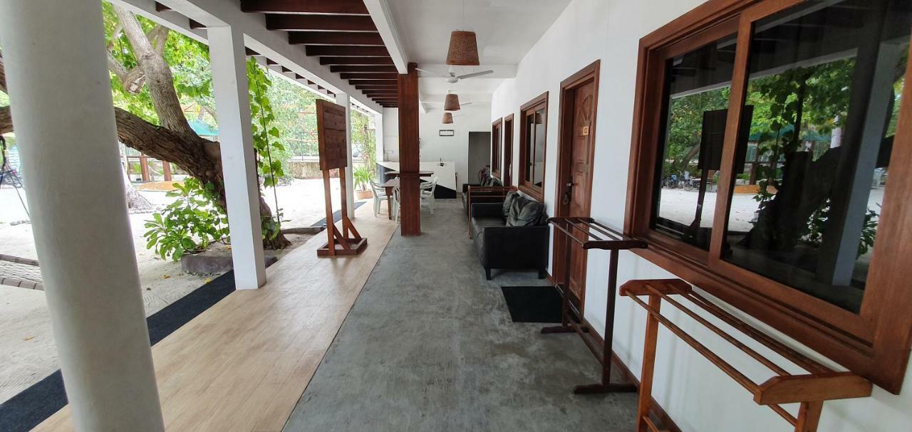 Surf Deck Hotel Thulusdhoo Kültér fotó