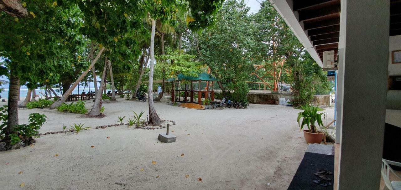 Surf Deck Hotel Thulusdhoo Kültér fotó