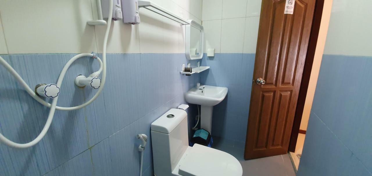 Surf Deck Hotel Thulusdhoo Kültér fotó