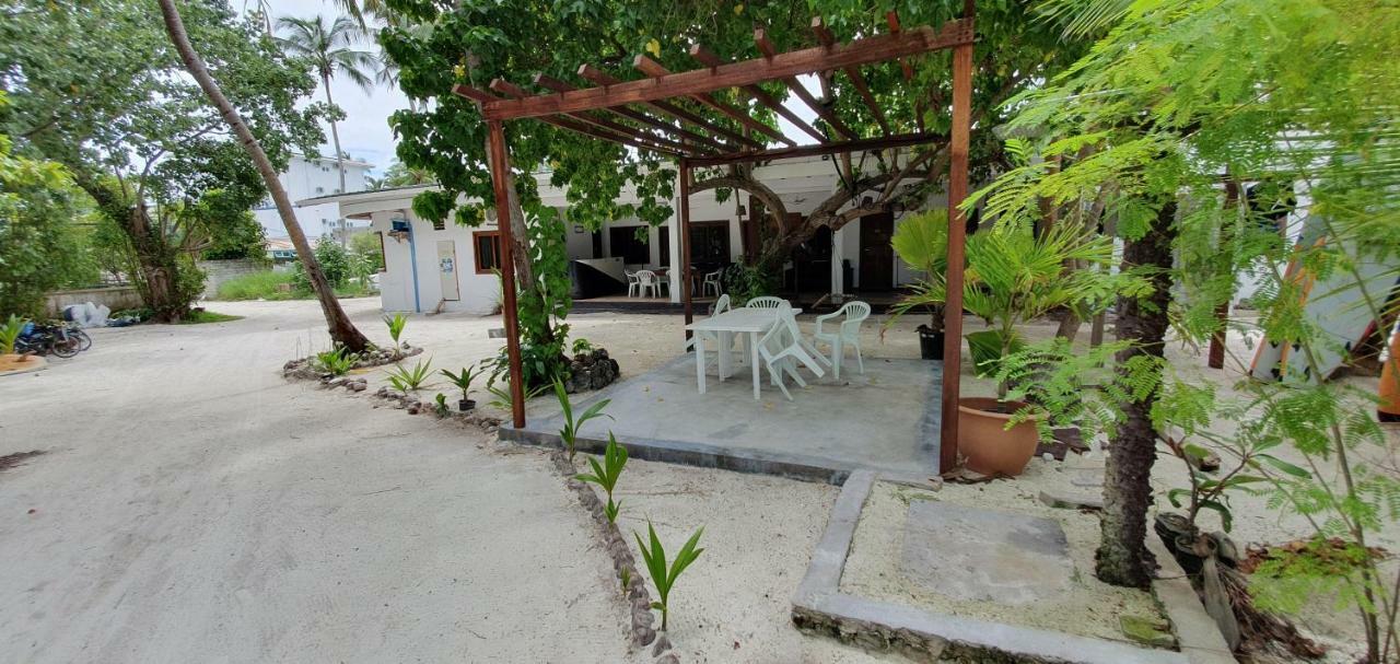 Surf Deck Hotel Thulusdhoo Kültér fotó